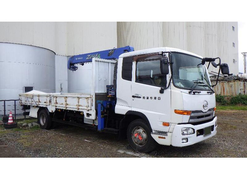 運送トラック（４ｔユニック車）